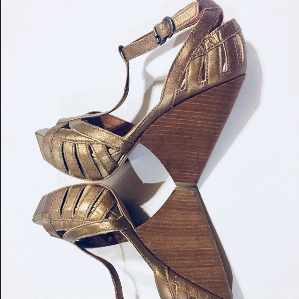 Lucky Brand Randy Peep Toe Wedge Gold Wedge Sandals 5.5